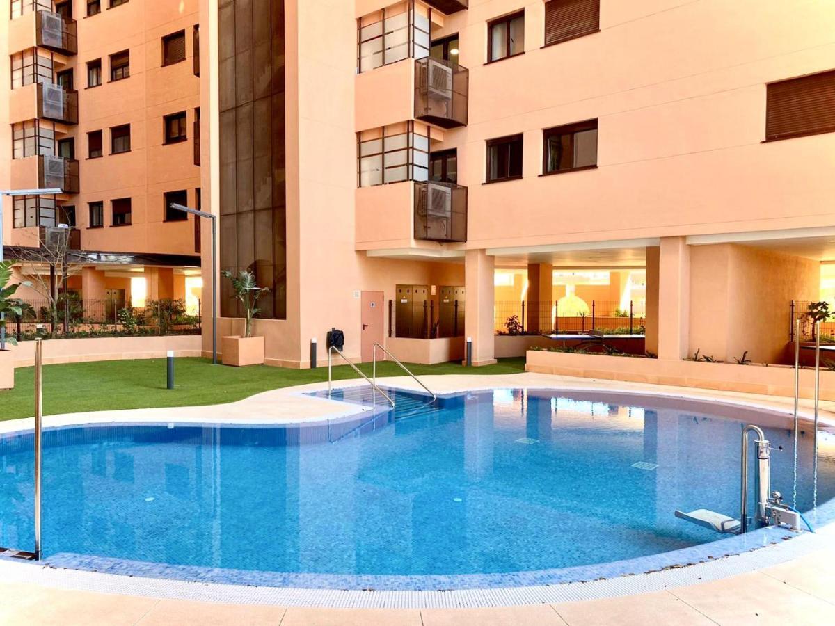Sky Garden Trip Malaga Apartment ภายนอก รูปภาพ
