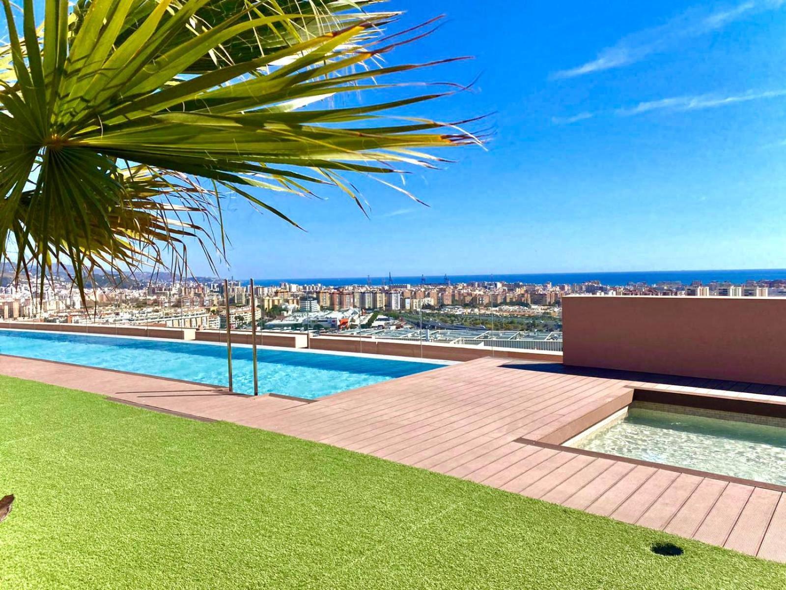 Sky Garden Trip Malaga Apartment ภายนอก รูปภาพ